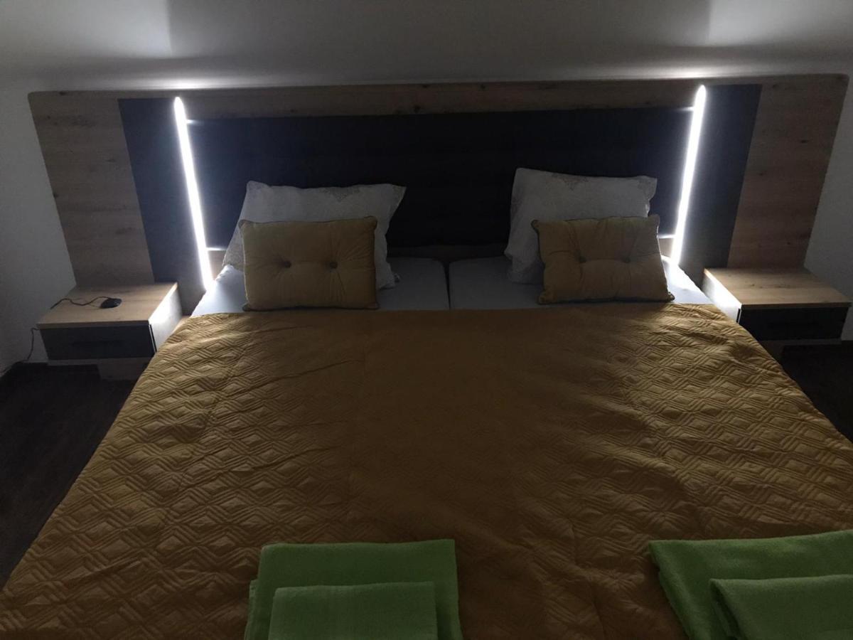 Bohemica 4 *