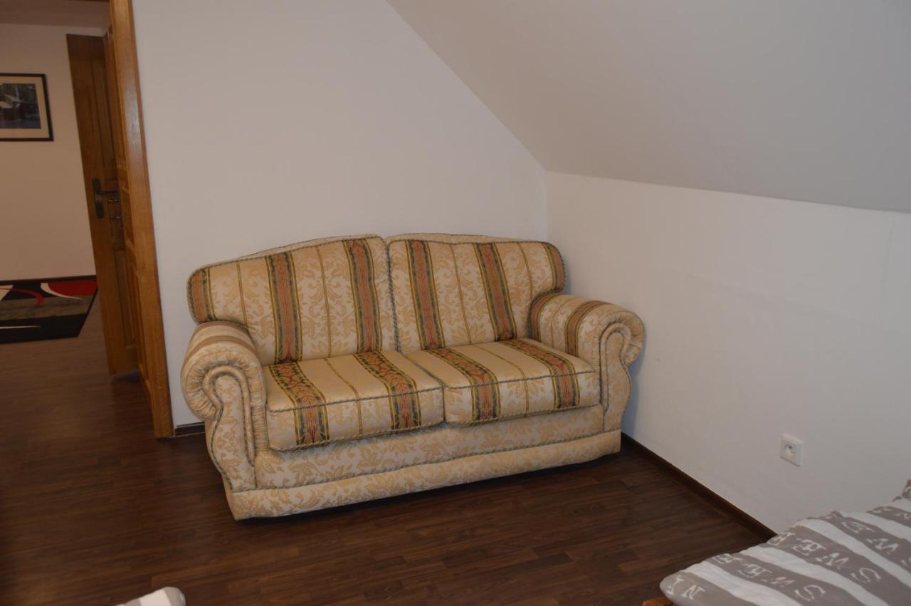 Apartment Bohemica 4 *